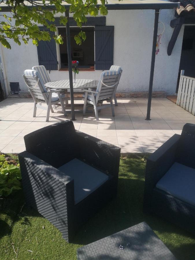 Le Mas Du Bijou Bleu Puget-sur Argens Zewnętrze zdjęcie